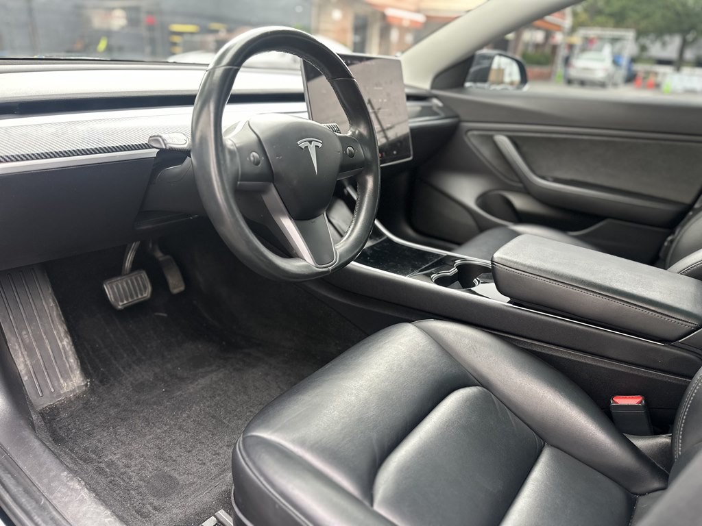 2019 Tesla Model 3 Image 10