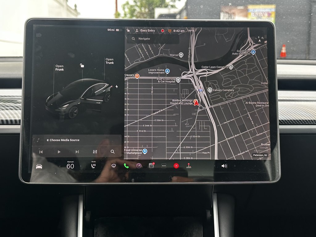2019 Tesla Model 3 Image 12