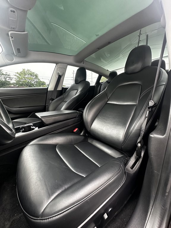 2019 Tesla Model 3 Image 13