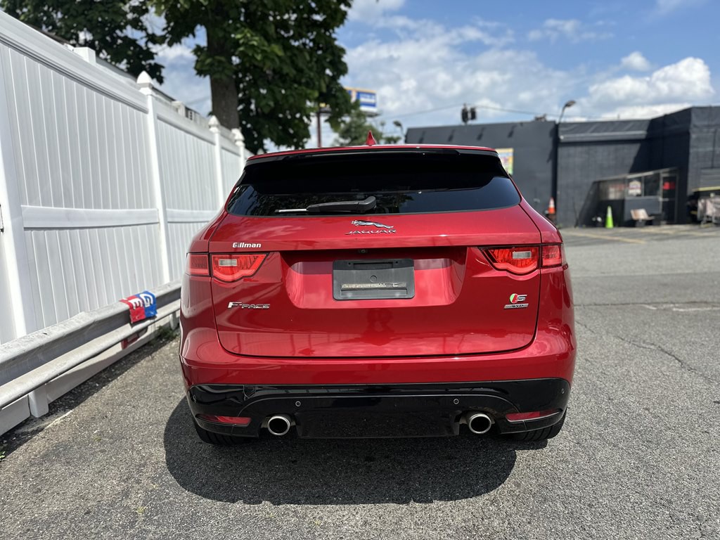 2017 Jaguar F-PACE Image 6