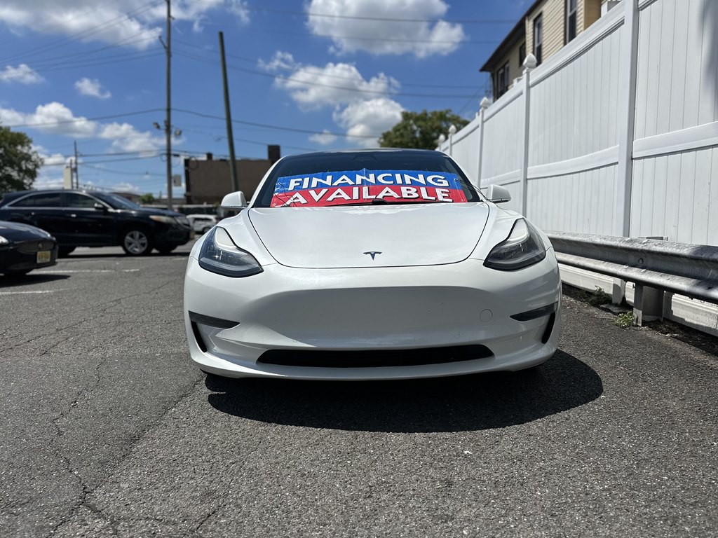 2020 Tesla Model 3 Image 2