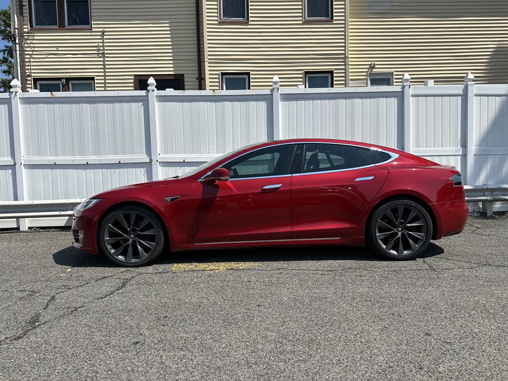 2017 Tesla Model S Image 4