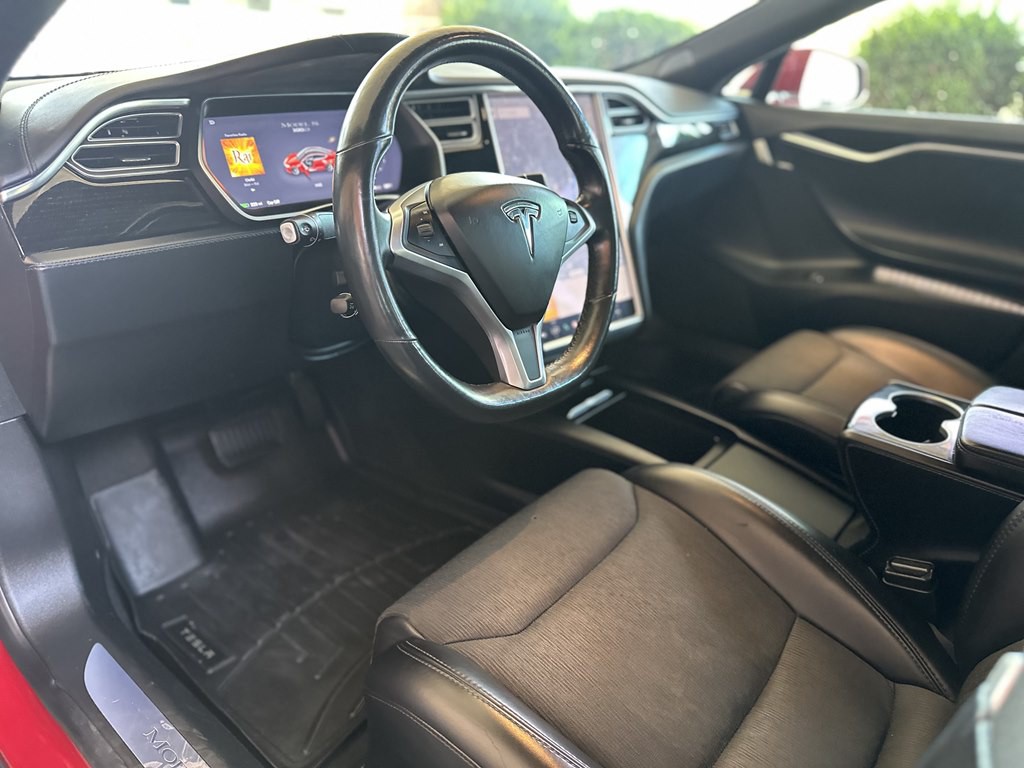 2017 Tesla Model S Image 11