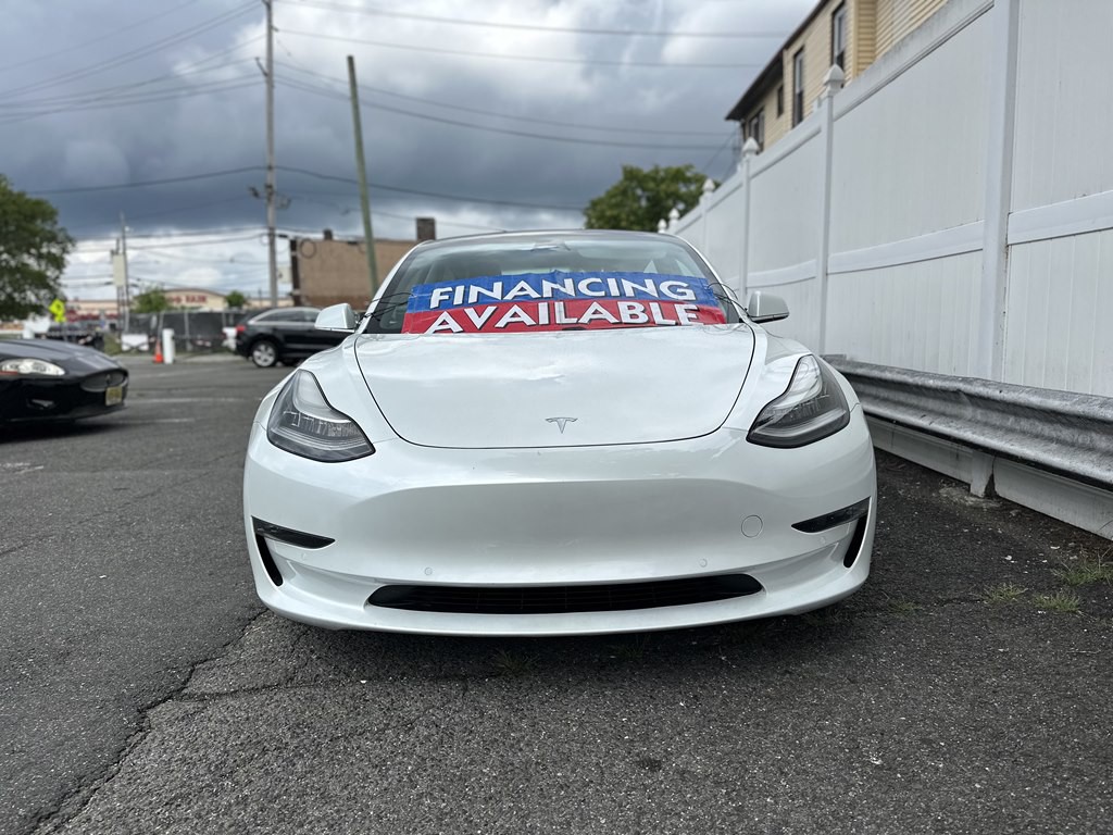 2018 Tesla Model 3 Image 2