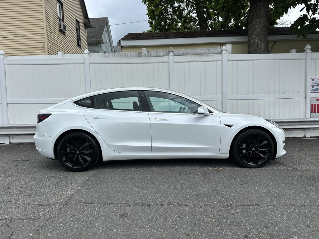 2018 Tesla Model 3 Image 8