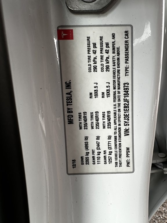 2018 Tesla Model 3 Image 16