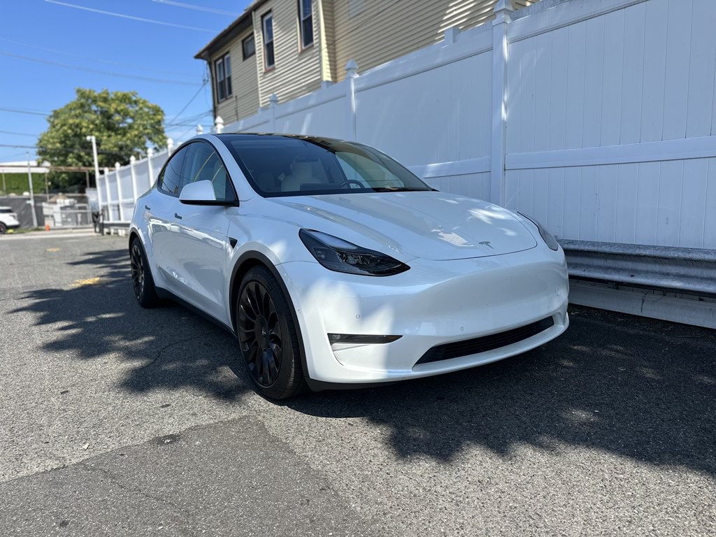 2021 Tesla Model Y Image 3