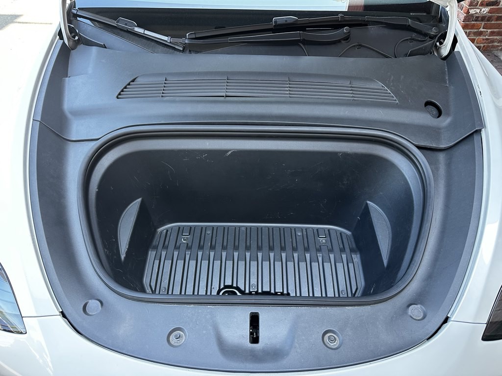 2021 Tesla Model Y Image 16