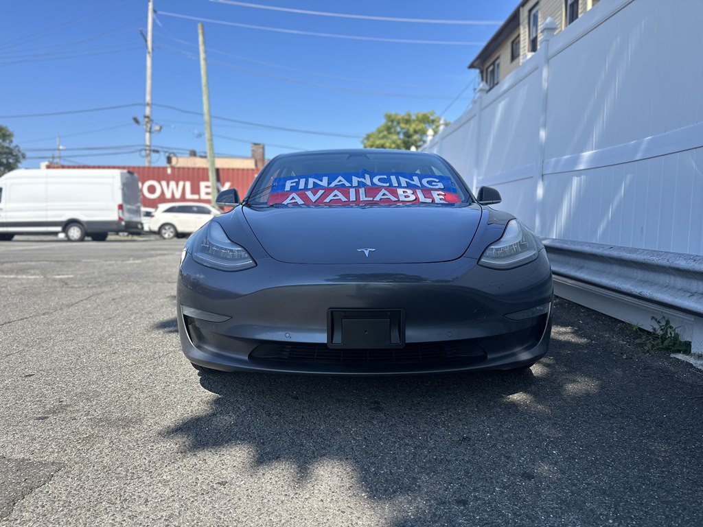 2019 Tesla Model 3 Image 2
