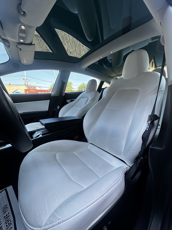 2019 Tesla Model 3 Image 14