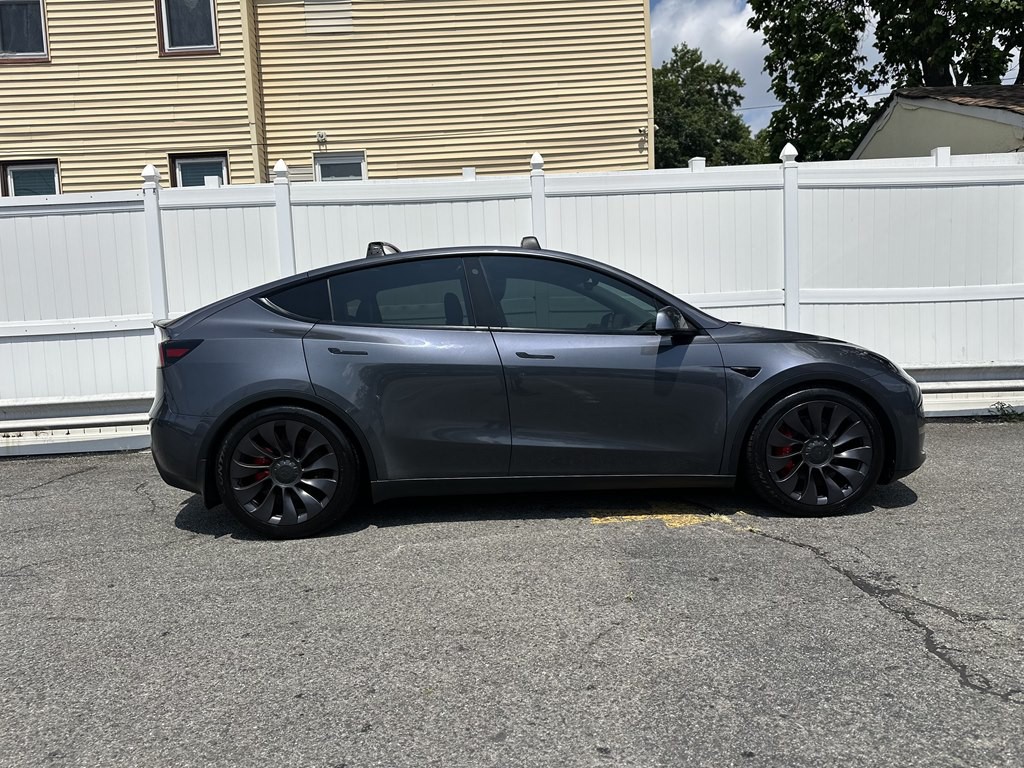 2021 Tesla Model Y Image 8
