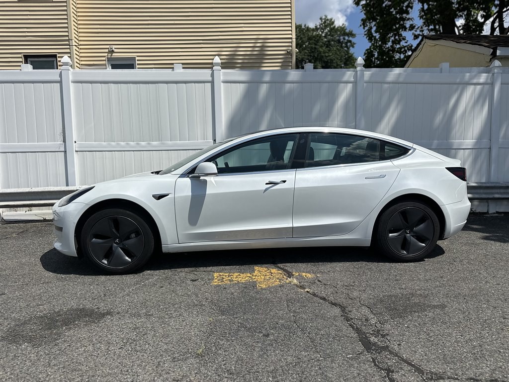 2020 Tesla Model 3 Image 4
