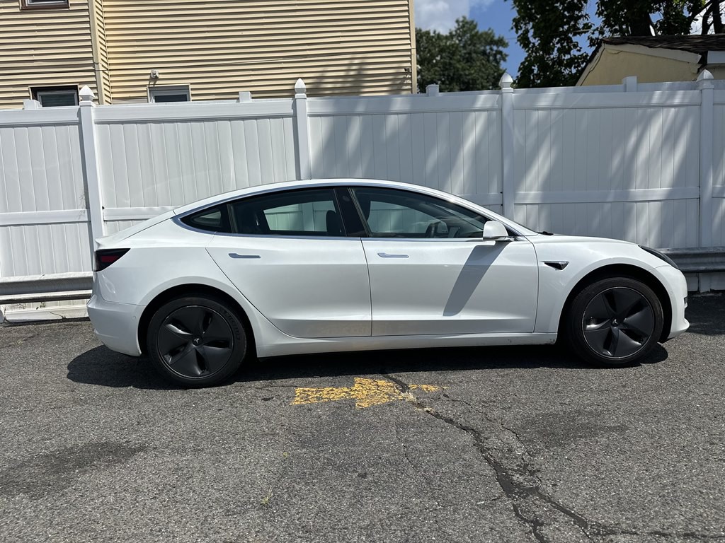 2020 Tesla Model 3 Image 8
