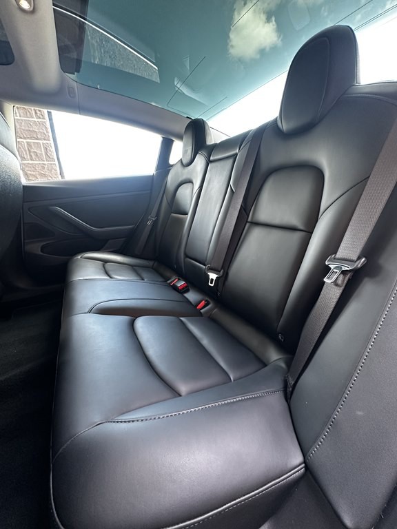 2020 Tesla Model 3 Image 15