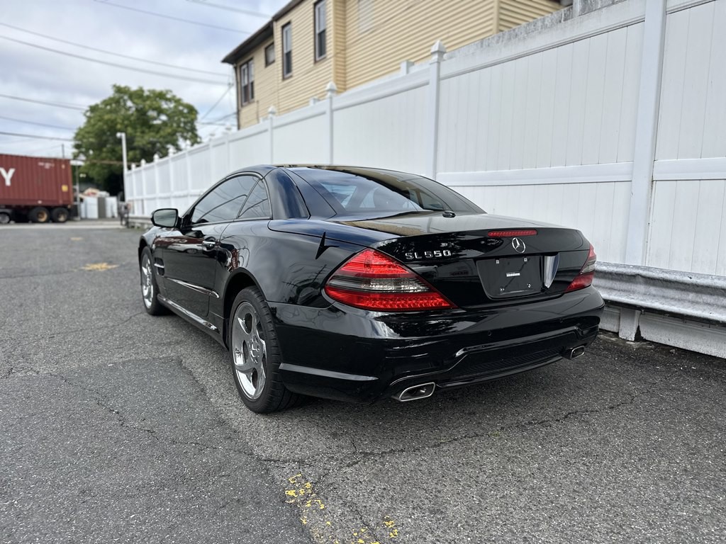 2009 Mercedes-Benz SL-Class Image 5