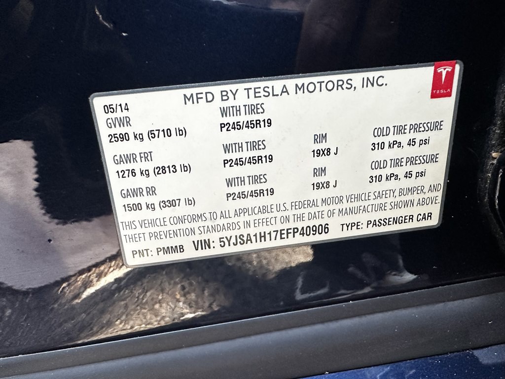 2014 Tesla Model S Image 15