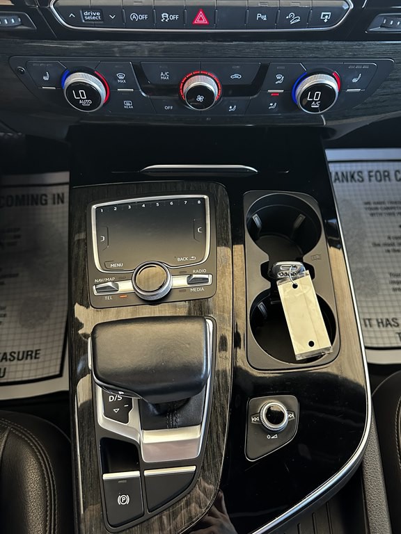 2017 Audi Q7 Image 12