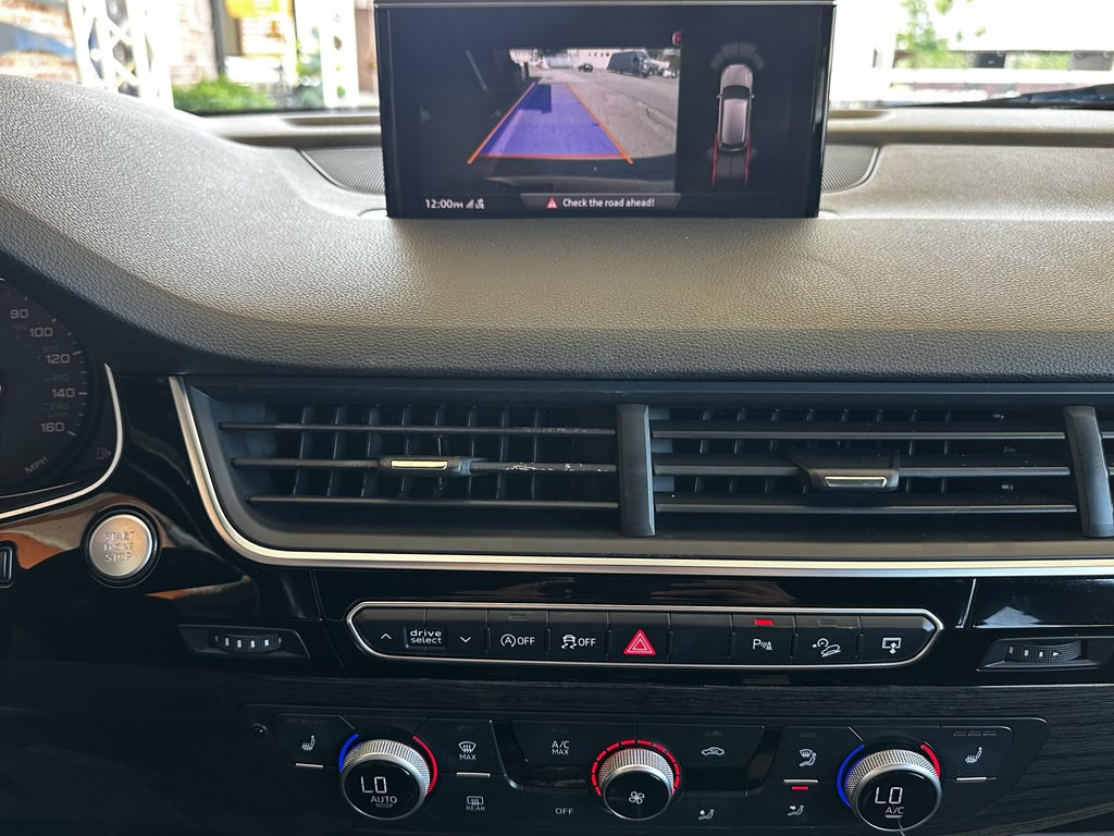 2017 Audi Q7 Image 13