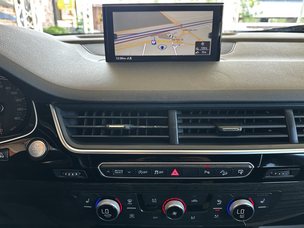 2017 Audi Q7 Image 14