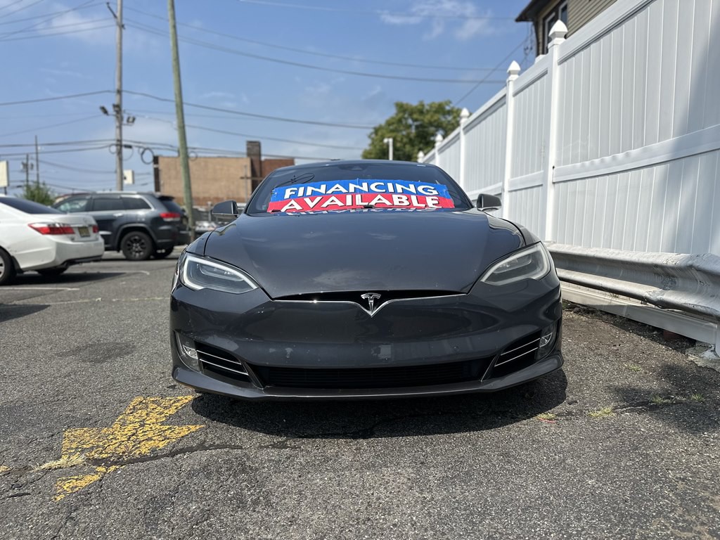 2016 Tesla Model S Image 2