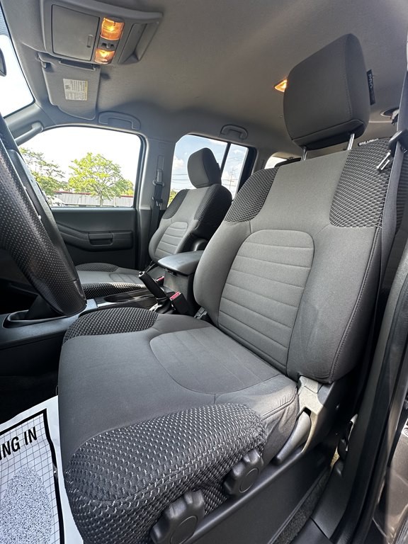 2012 Nissan Xterra Image 13