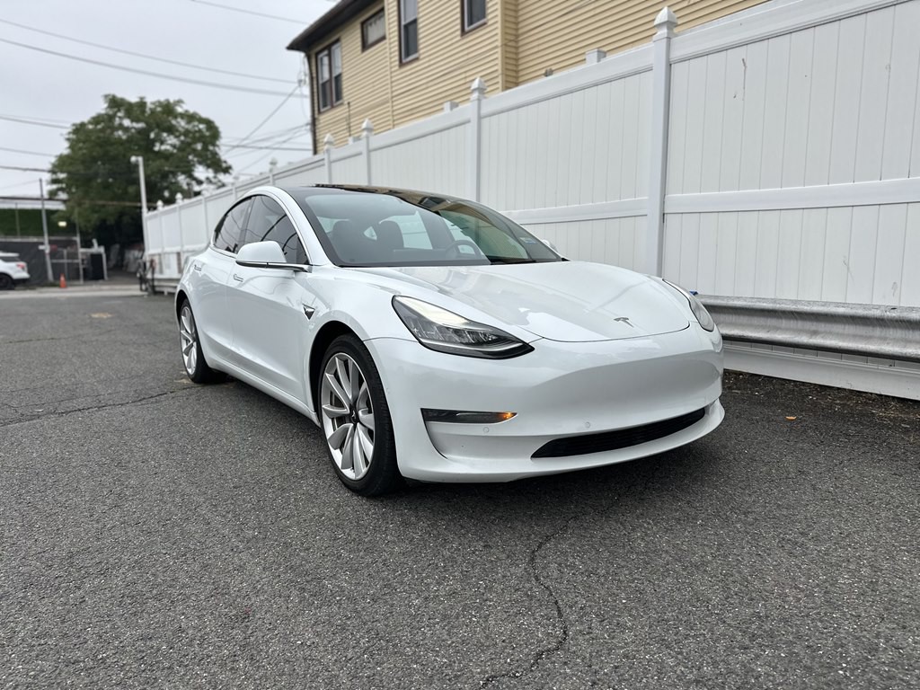 2018 Tesla Model 3 Image 3