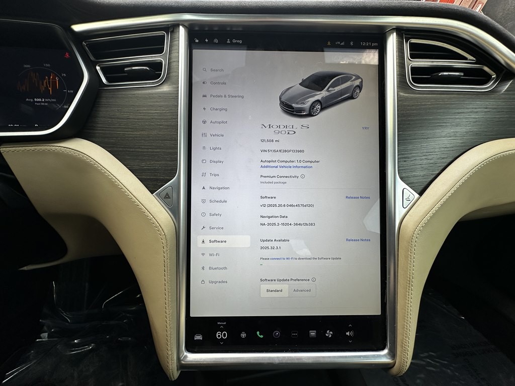 2016 Tesla Model S Image 11
