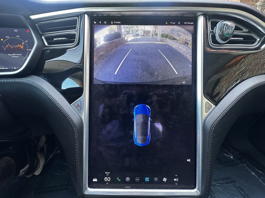 2014 Tesla Model S Image 12