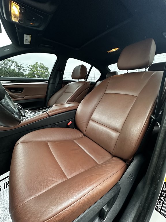 2013 BMW 5 Series Image 15