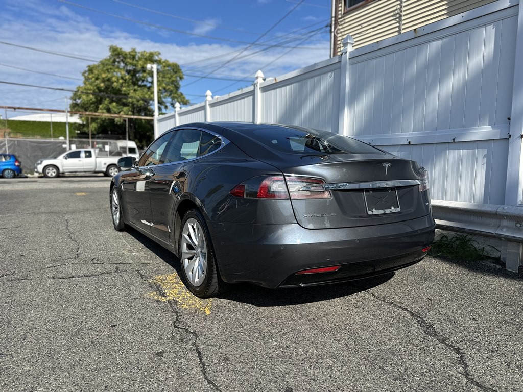 2017 Tesla Model S Image 5