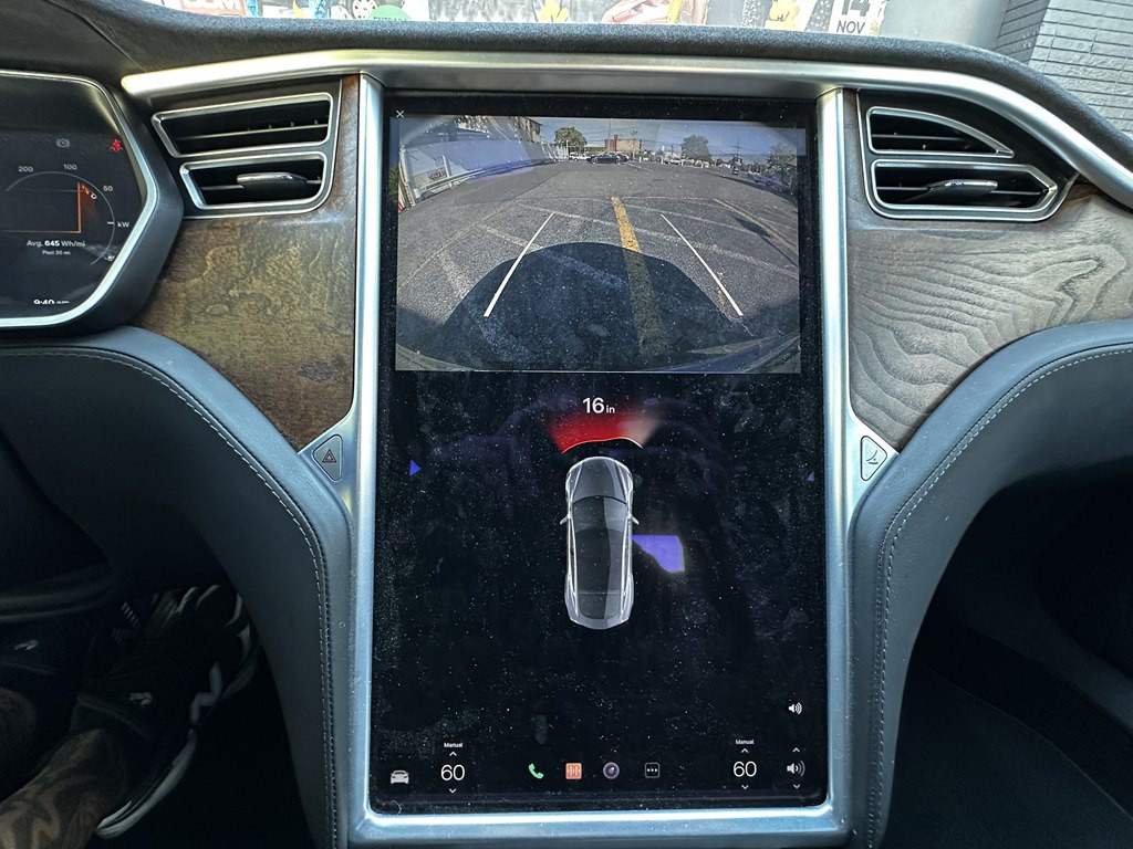 2017 Tesla Model S Image 13