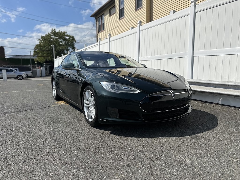 2013 Tesla Model S Image 3
