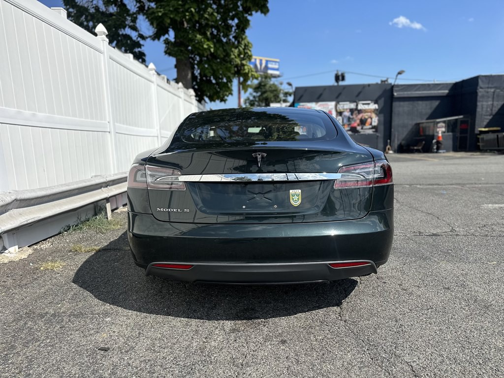 2013 Tesla Model S Image 6