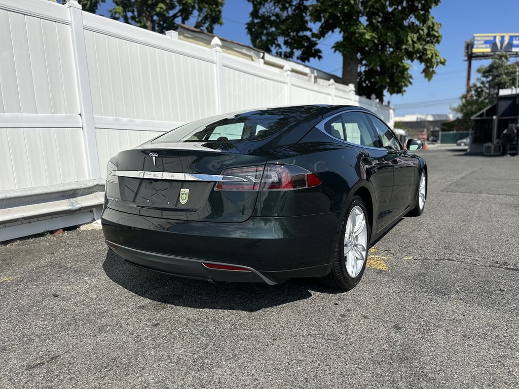 2013 Tesla Model S Image 7