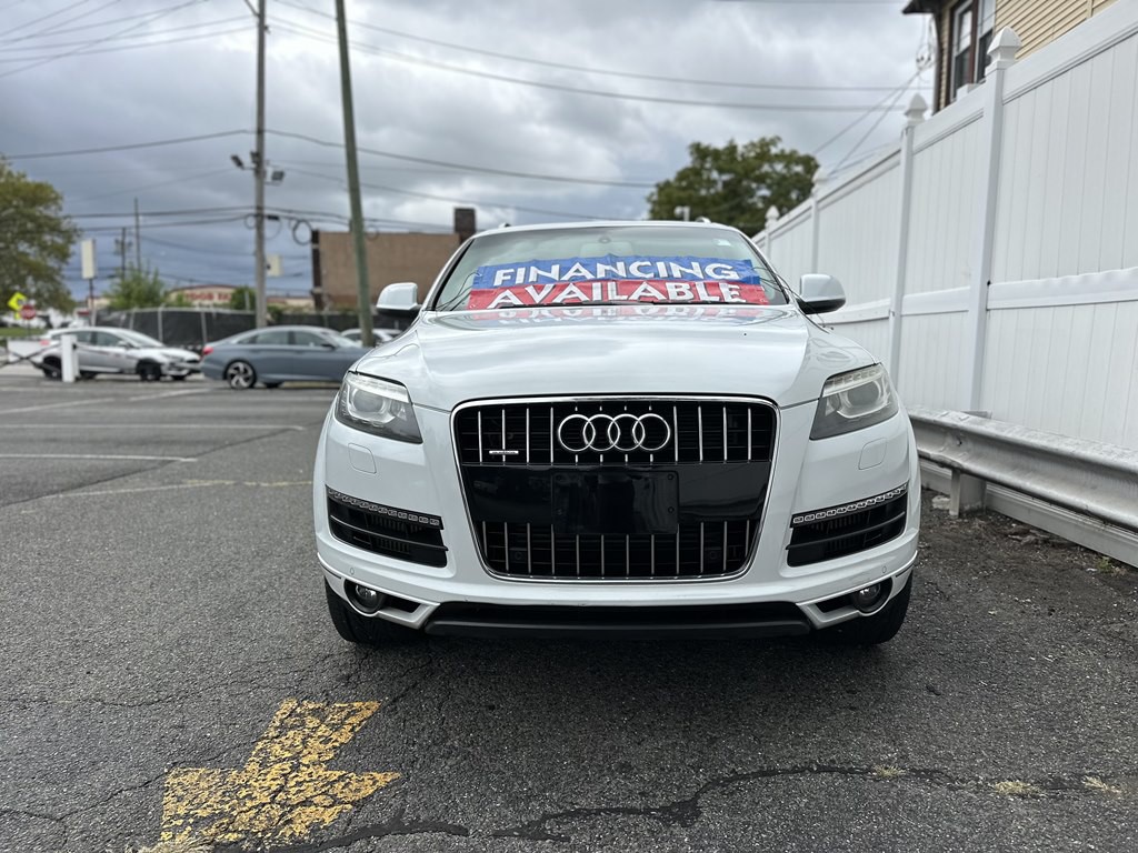 2015 Audi Q7 Image 2