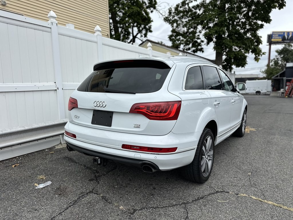 2015 Audi Q7 Image 7
