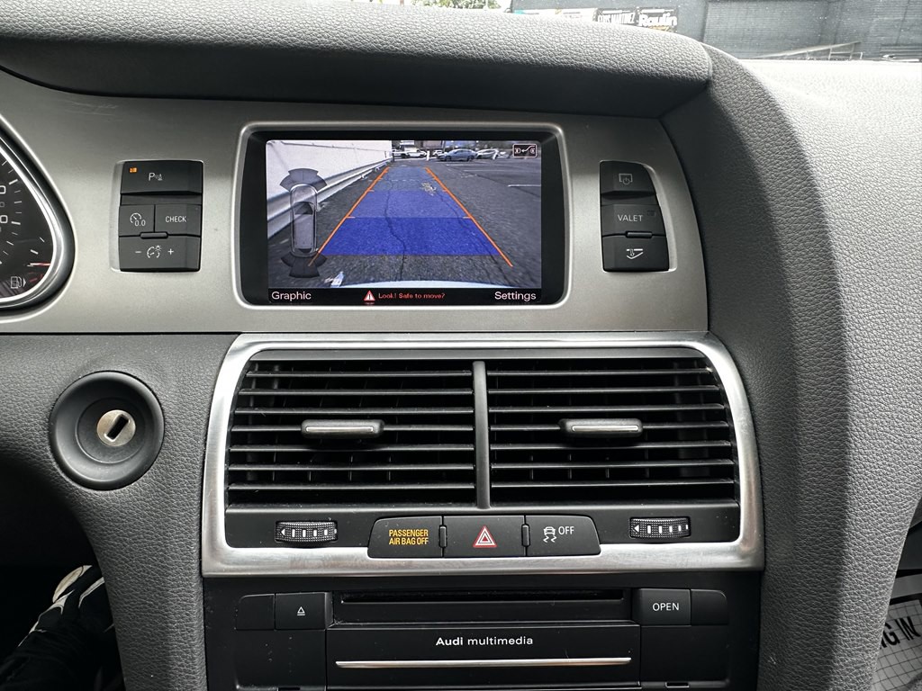2015 Audi Q7 Image 14