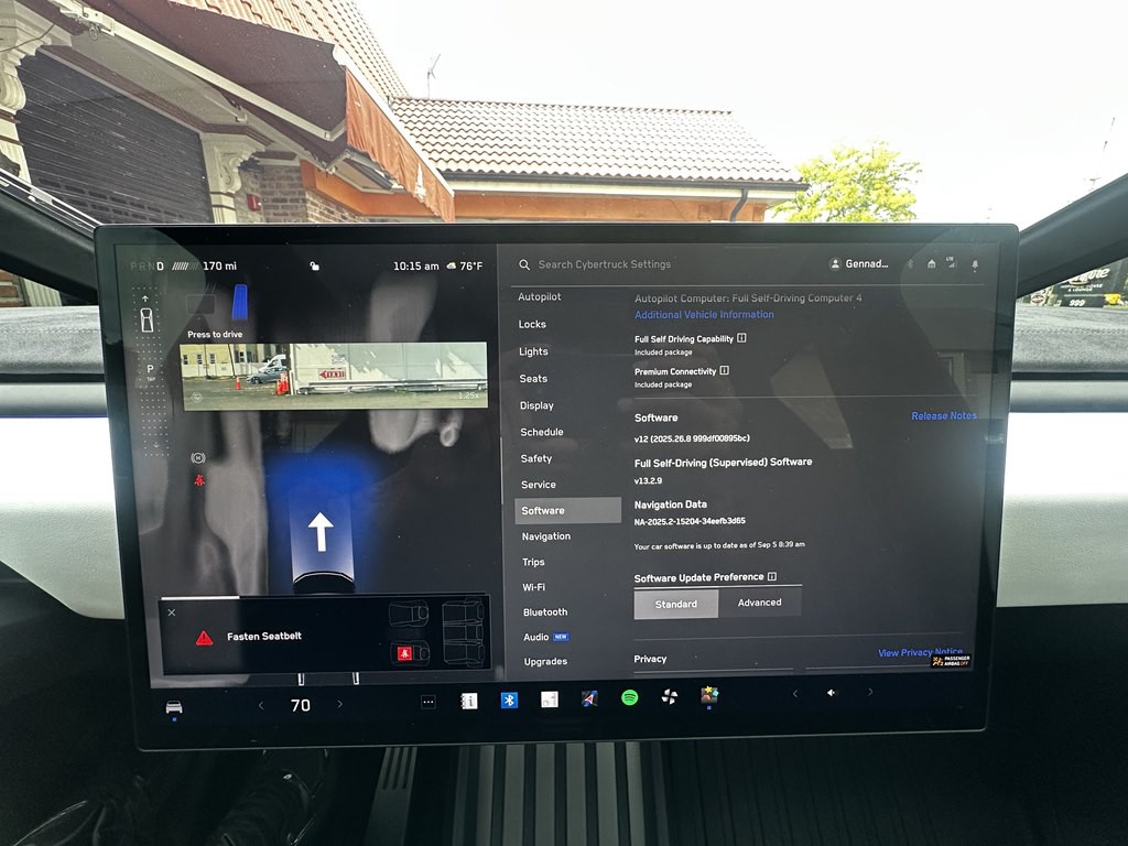 2024 Tesla Cybertruck Image 13