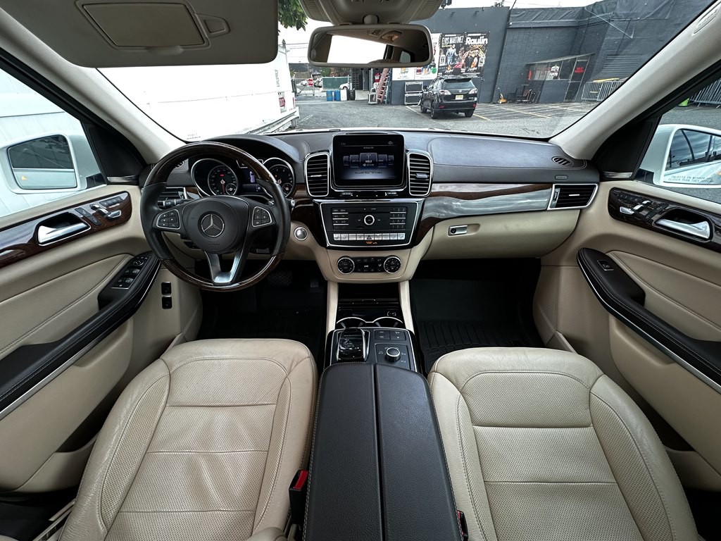 2018 Mercedes-Benz GLS-Class Image 9