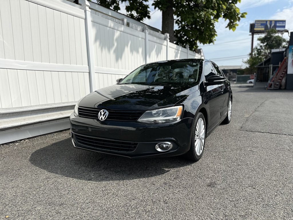 2013 Volkswagen Jetta Image 1