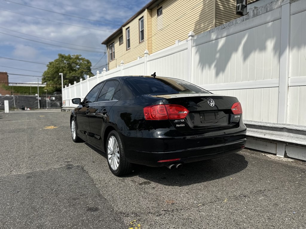 2013 Volkswagen Jetta Image 5