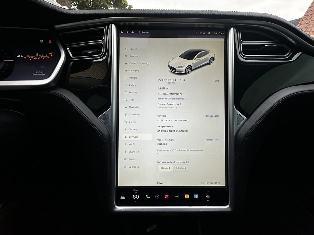 2014 Tesla Model S Image 11