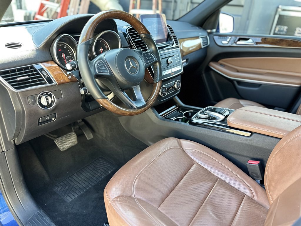 2017 Mercedes-Benz GLS-Class Image 10
