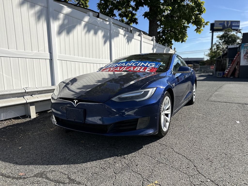 2017 Tesla Model S Image 1