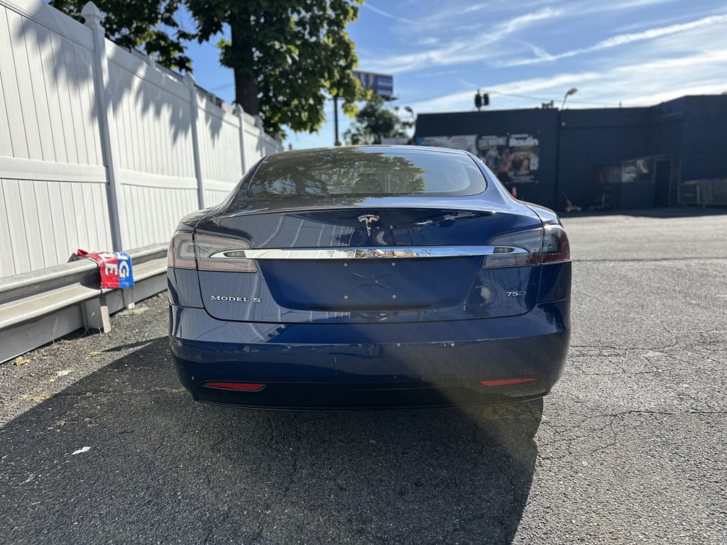 2017 Tesla Model S Image 6
