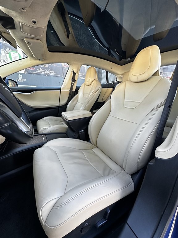 2017 Tesla Model S Image 14