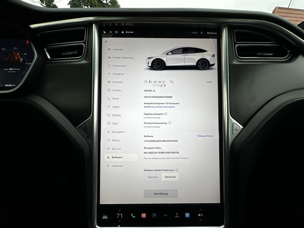 2016 Tesla Model X Image 10