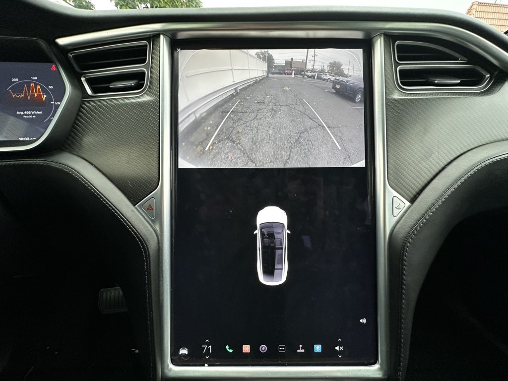 2016 Tesla Model X Image 12