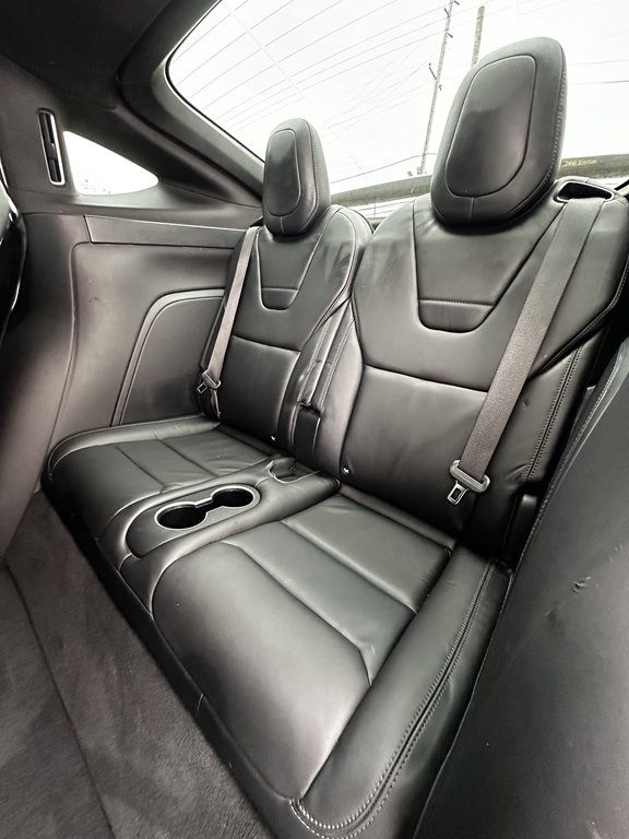 2016 Tesla Model X Image 15