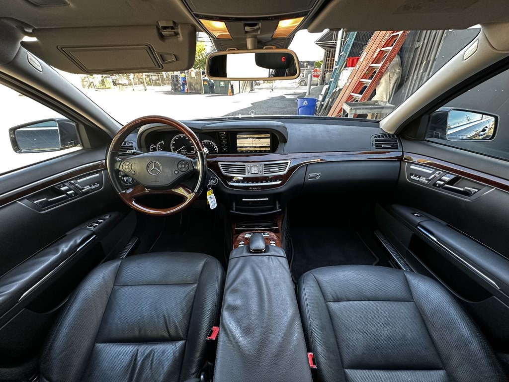 2012 Mercedes-Benz S-Class Image 9